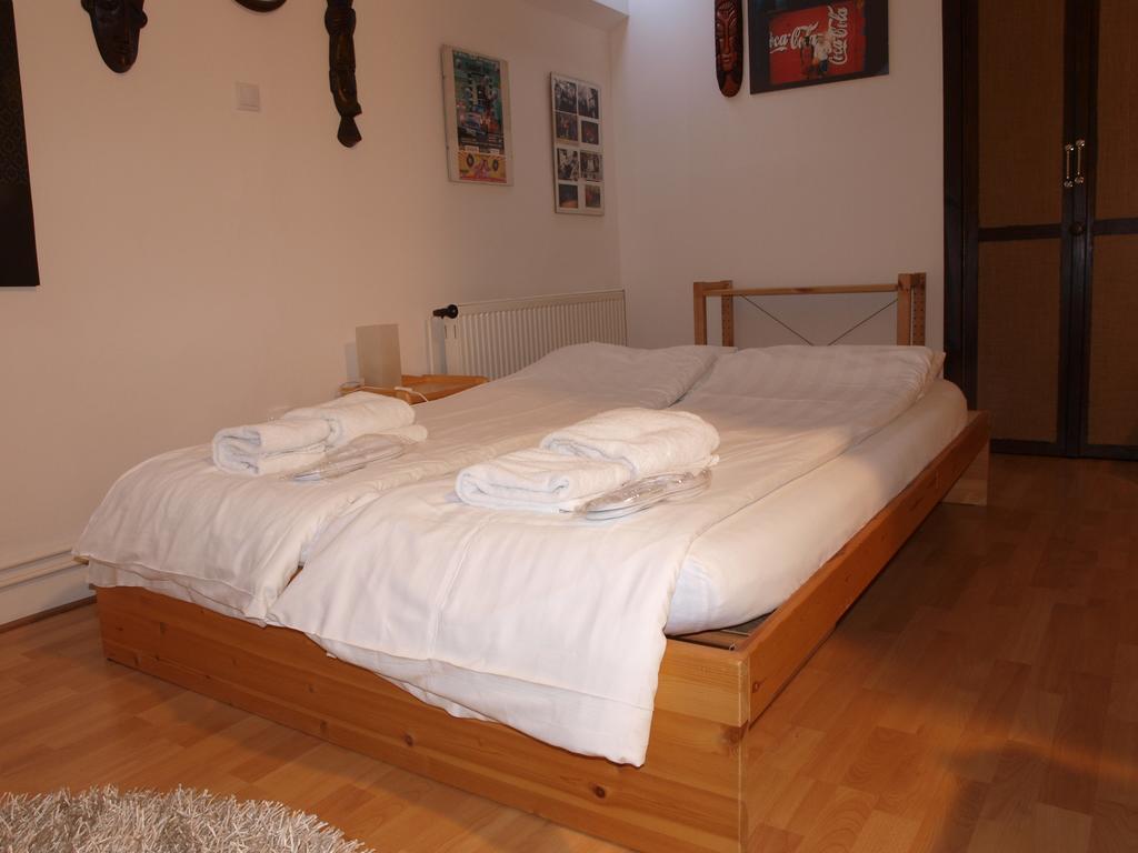 Attic Apartment City Center Praga Exterior foto